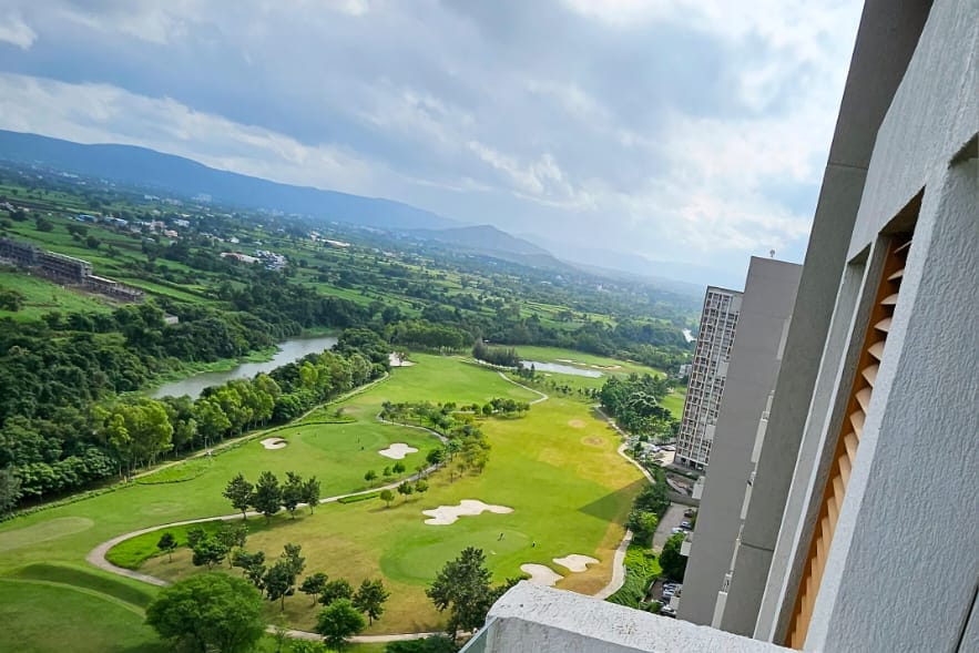 Lodha Belmondo — Balcony golf view