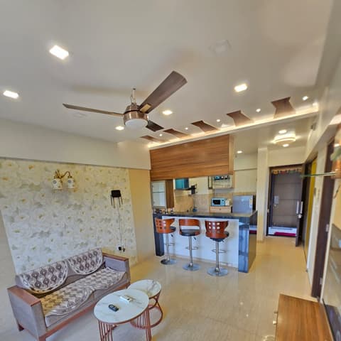 Expressway-view one-bedroom on the 2nd floor, Lodha Belmondo — photo 8
