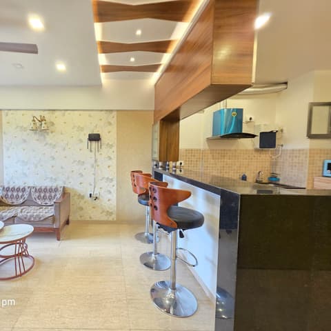 Expressway-view one-bedroom on the 2nd floor, Lodha Belmondo — photo 10