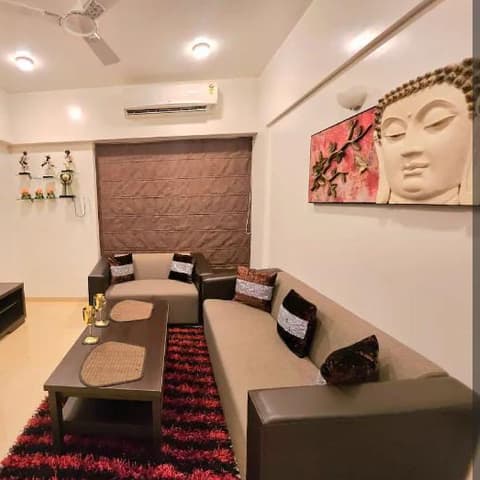 Expressway-view one-bedroom on the 3rd floor, Lodha Belmondo &mdash; photo 12