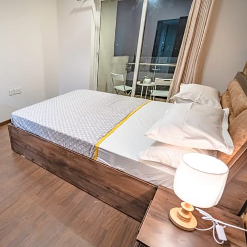 Expressway-view one-bedroom on the 6th floor, Lodha Belmondo &mdash; photo 7