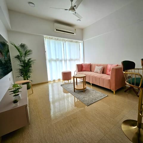 Expressway-view one-bedroom on the 6th floor, Lodha Belmondo &mdash; photo 10