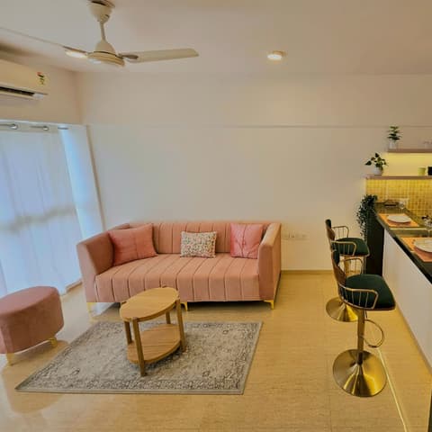 Expressway-view one-bedroom on the 6th floor, Lodha Belmondo &mdash; photo 16
