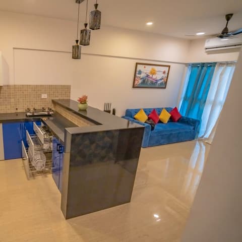 Expressway-view one-bedroom on the 8th floor (III), Lodha Belmondo &mdash; photo 13