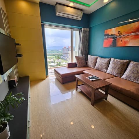 Golf-view one-bedroom on the 19th floor (II), Lodha Belmondo &mdash; photo 7