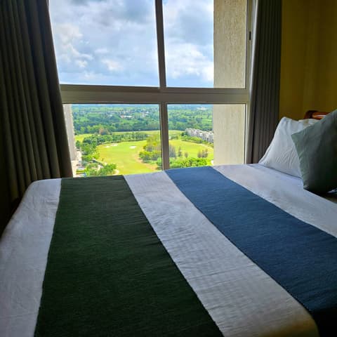 Golf-view one-bedroom on the 19th floor (II), Lodha Belmondo &mdash; photo 12