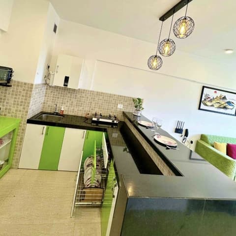 Golf-view one-bedroom on the 8th floor, Lodha Belmondo — photo 7