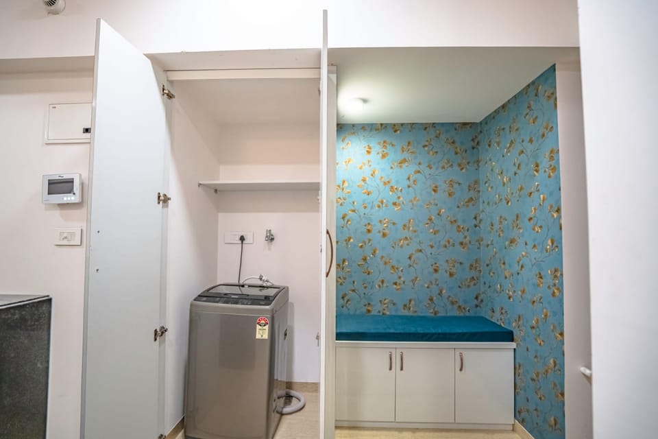 Golf-view one-bedroom on the 8th floor, Lodha Belmondo — photo 4