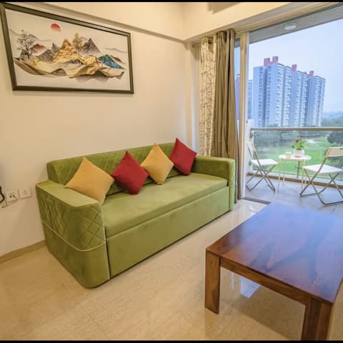 The garden-level golf view, Lodha Belmondo — photo 4