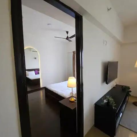 The riverfront one-bedroom, Lodha Belmondo — photo 9