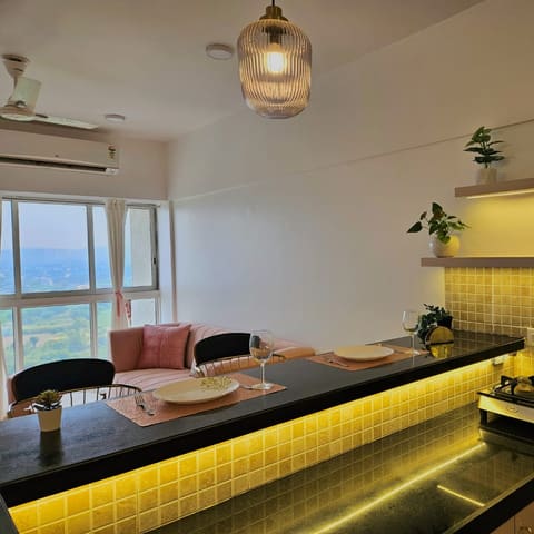 The riverfront home with the jacuzzi, Lodha Belmondo — photo 2
