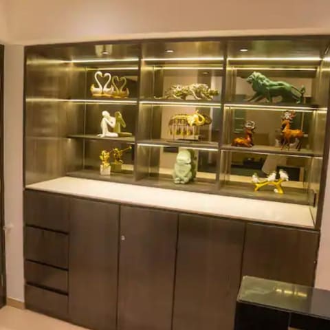 The top-floor jacuzzi studio, Lodha Belmondo — photo 8