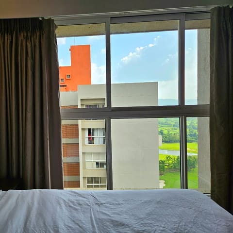 The top-floor three-bedroom, Lodha Belmondo — photo 5