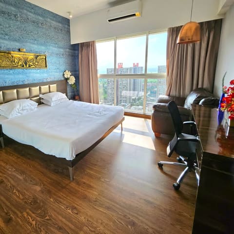The top-floor three-bedroom, Lodha Belmondo — photo 9