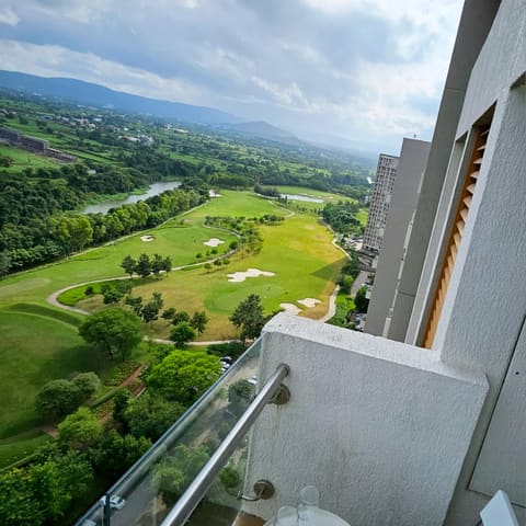 The waterfront two-bedroom, Lodha Belmondo — photo 10